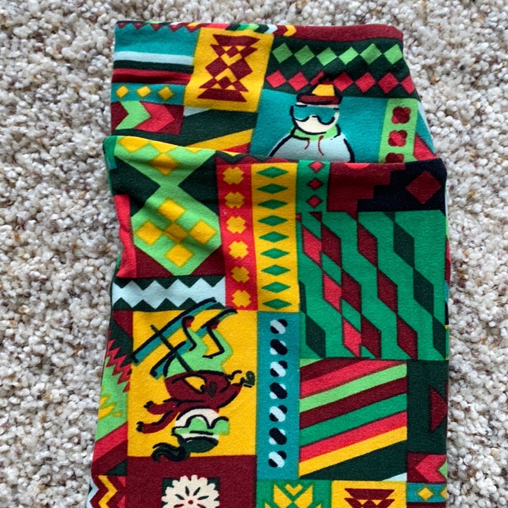 • Lularoe L/XL Kids Leggings •